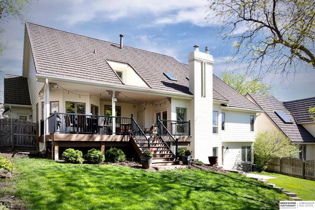 15511 Pierce Circle, Omaha, NE 68144
