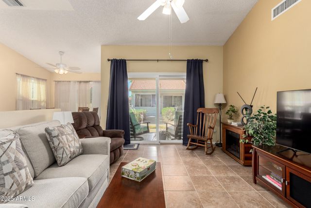 1792 E PALM BEACH Drive, Chandler, AZ 85249