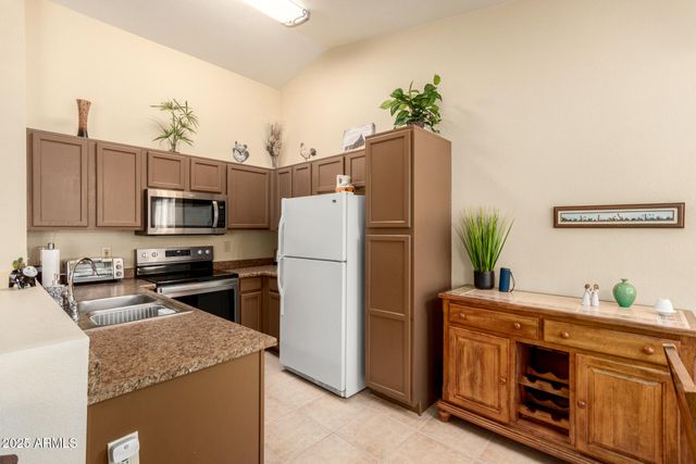 1792 E PALM BEACH Drive, Chandler, AZ 85249