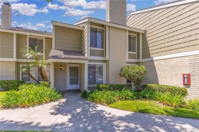 5 Locust 1, Irvine, CA 92604