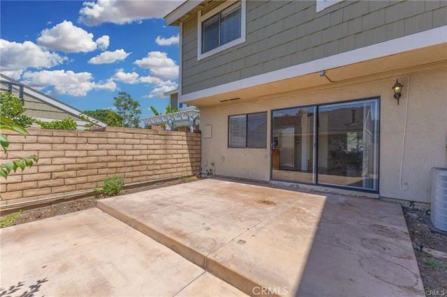 5 Locust 1, Irvine, CA 92604