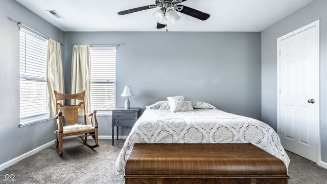 6220 Bishops Pond Lane, Indianapolis, IN 46268