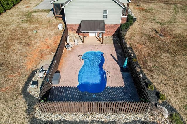 126 Stone Road, Reidsville, NC 27320