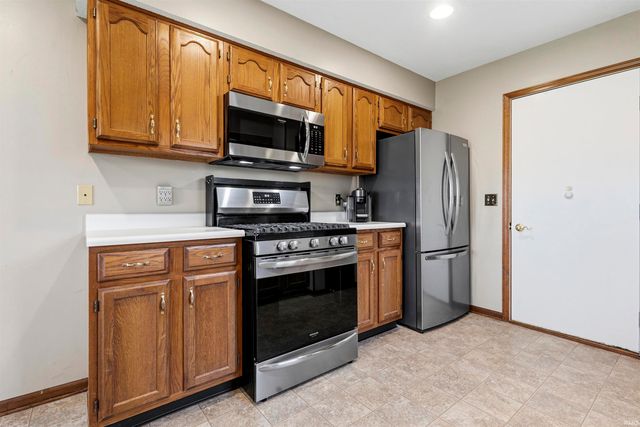 6423 Verandah Lane, Fort Wayne, IN 46835
