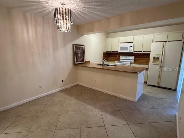 921 ROYAL OAK BOULEVARD, Leesburg, FL 34748