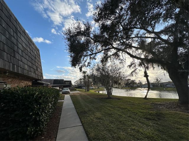 921 ROYAL OAK BOULEVARD, Leesburg, FL 34748