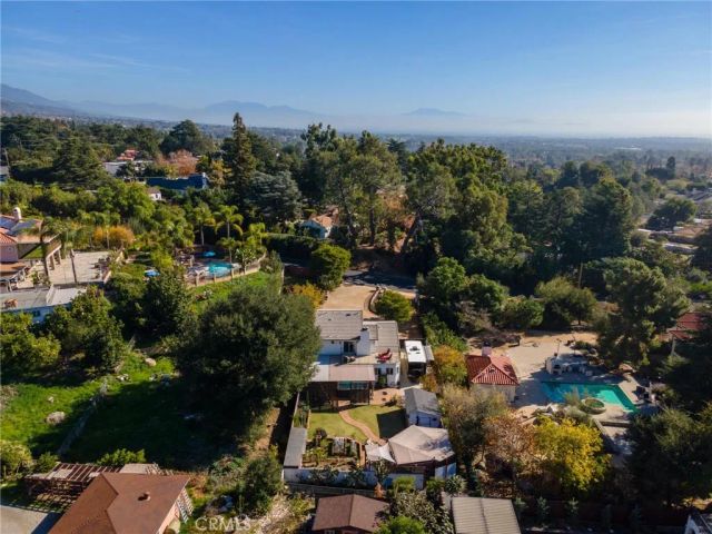 2415 Park Boulevard, Upland, CA 91784