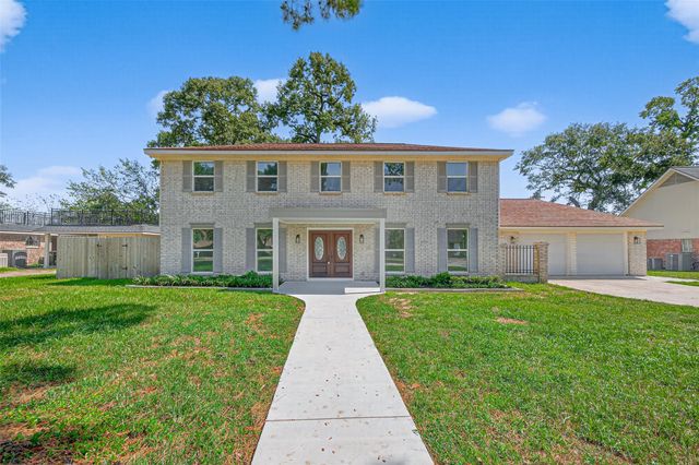 559 Hampton Road, Conroe, TX 77302