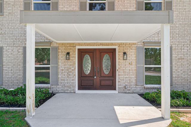 559 Hampton Road, Conroe, TX 77302