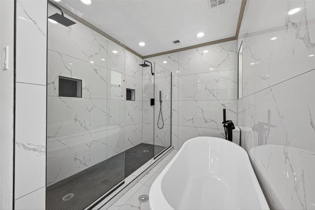 559 Hampton Road, Conroe, TX 77302