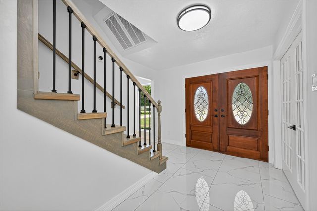 559 Hampton Road, Conroe, TX 77302