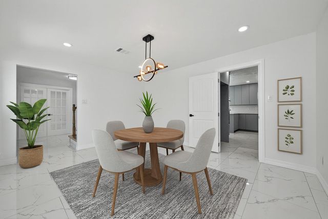 559 Hampton Road, Conroe, TX 77302