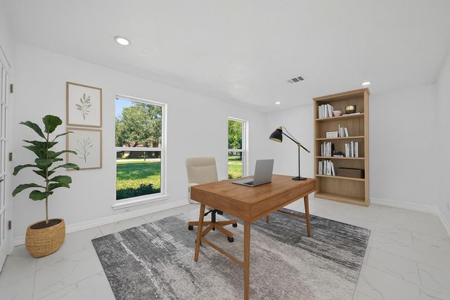 559 Hampton Road, Conroe, TX 77302