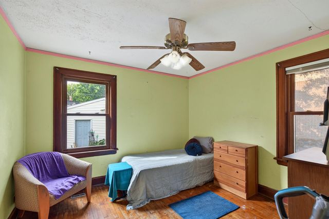 1461 7th Street W, Saint Paul, MN 55102