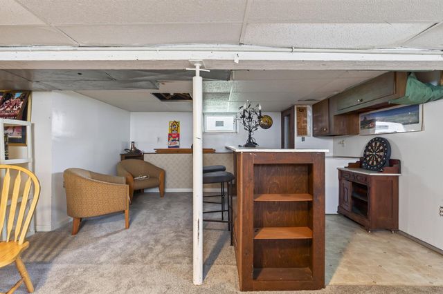 1461 7th Street W, Saint Paul, MN 55102