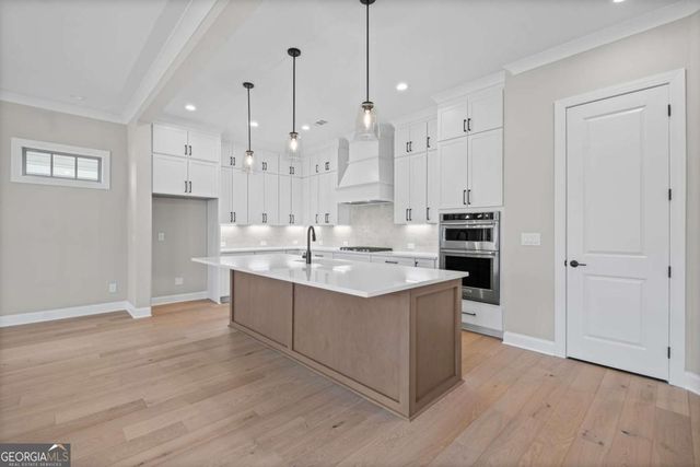 808 Lakemont Drive, Canton, GA 30114