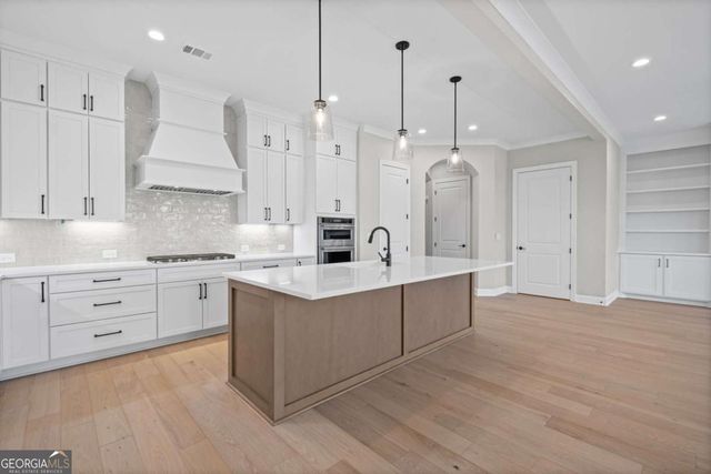 808 Lakemont Drive, Canton, GA 30114