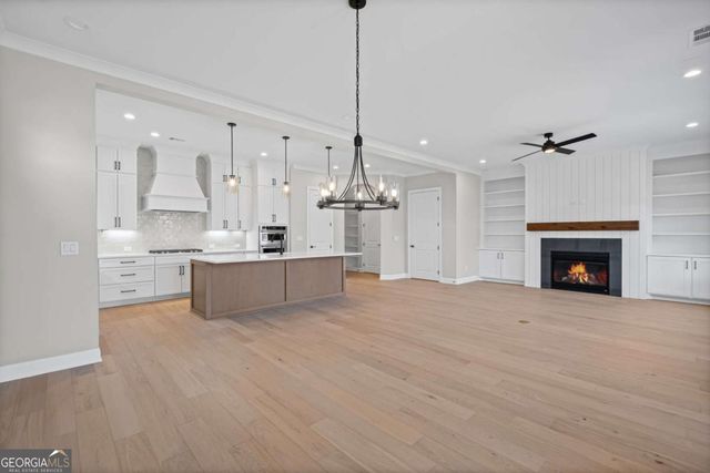 808 Lakemont Drive, Canton, GA 30114