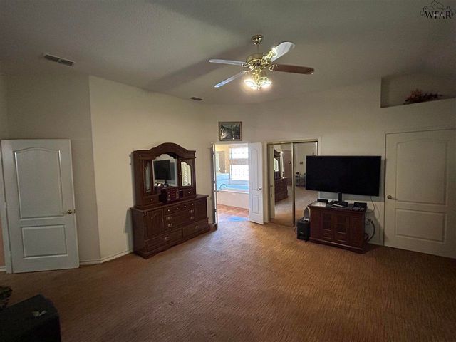 5008 PAWNEE PATHWAY, Wichita Falls, TX 76310
