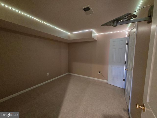 15692 WILLIAM BAYLISS CT, Woodbridge, VA 22191