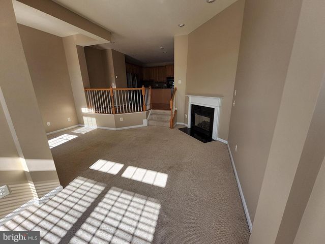 15692 WILLIAM BAYLISS CT, Woodbridge, VA 22191