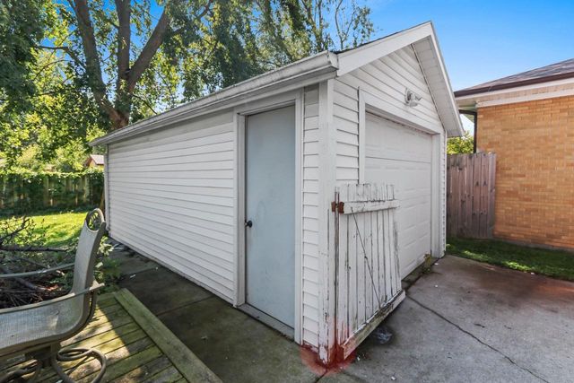 124 N ONEIDA STREET, Green Bay, WI 54303