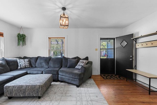 124 N ONEIDA STREET, Green Bay, WI 54303