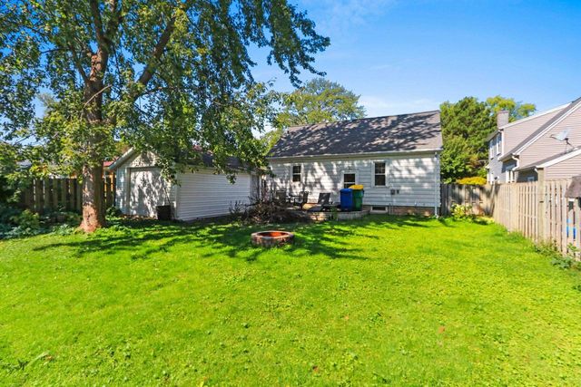 124 N ONEIDA STREET, Green Bay, WI 54303