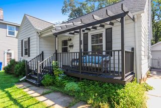 124 N ONEIDA STREET, Green Bay, WI 54303