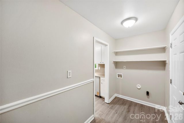 7001 Crossridge Road, Charlotte, NC 28214