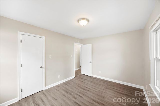 7001 Crossridge Road, Charlotte, NC 28214