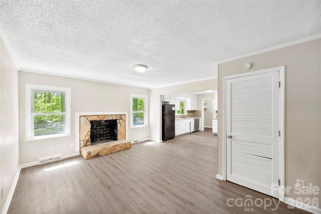 7001 Crossridge Road, Charlotte, NC 28214