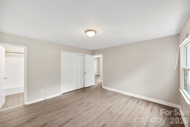 7001 Crossridge Road, Charlotte, NC 28214