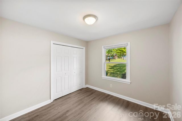 7001 Crossridge Road, Charlotte, NC 28214