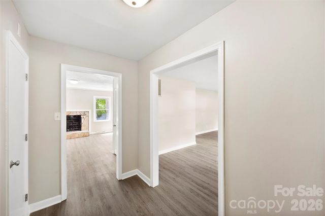 7001 Crossridge Road, Charlotte, NC 28214