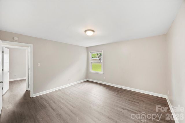 7001 Crossridge Road, Charlotte, NC 28214