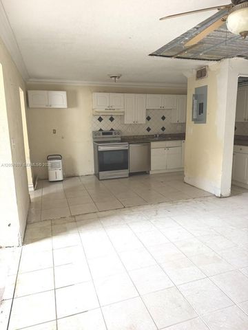 1419 NW 80th Ave F, Margate, FL 33063