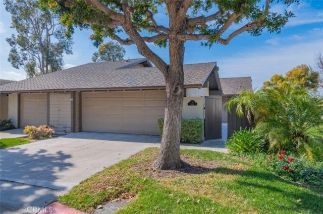 2 Flores, Irvine, CA 92612