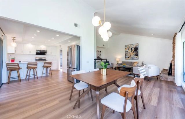 2 Flores, Irvine, CA 92612