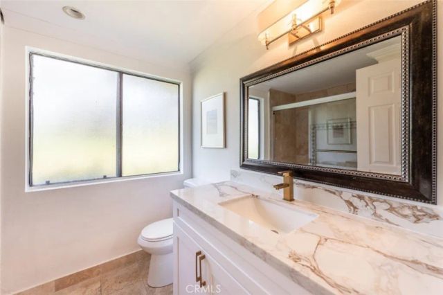 2 Flores, Irvine, CA 92612