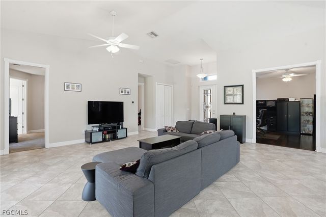 5816 Elizabeth Ann WAY, Fort Myers, FL 33912