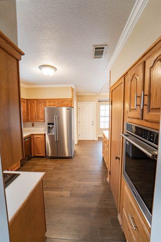 1506 W Elliott Street, Breckenridge, TX 76424