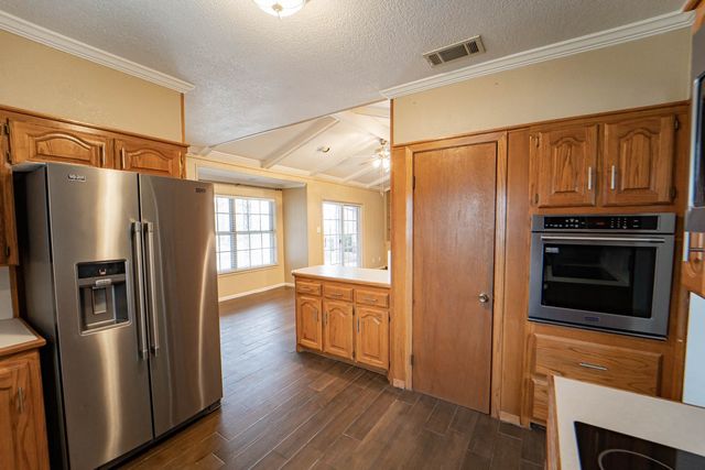 1506 W Elliott Street, Breckenridge, TX 76424