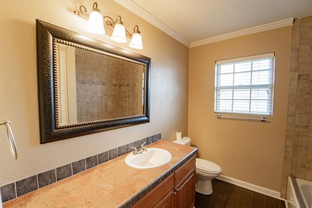 1506 W Elliott Street, Breckenridge, TX 76424