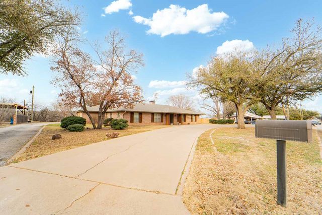 1506 W Elliott Street, Breckenridge, TX 76424