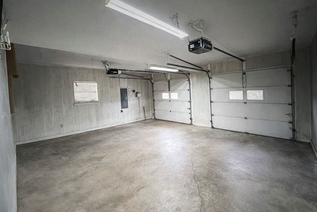 1506 W Elliott Street, Breckenridge, TX 76424