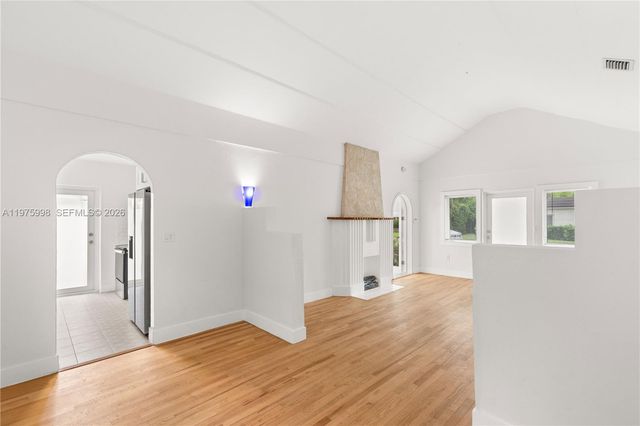 1222 Genoa St, Coral Gables, FL 33134