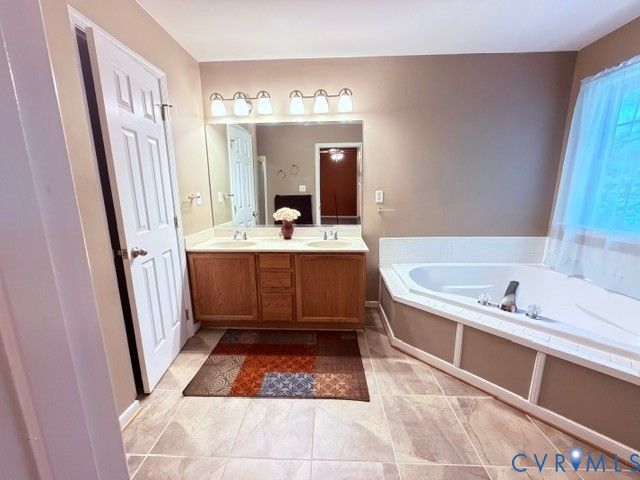 7918 Waterman Ln, Chesterfield, VA 23832