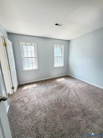 7918 Waterman Ln, Chesterfield, VA 23832
