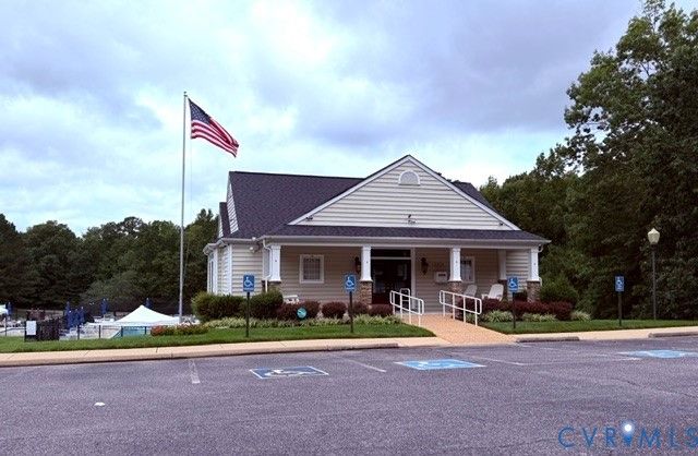 7918 Waterman Ln, Chesterfield, VA 23832
